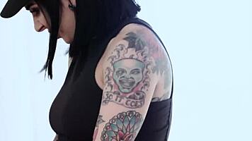 goth milf joanna angel strapon fucks teen jane wilde hard!