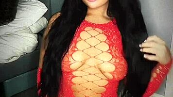 hey watch my slutty british girlfriend squirt on webcam toys