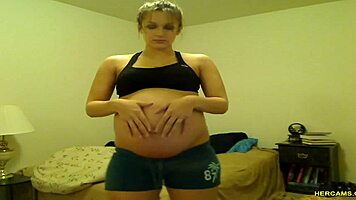 pregnant tori taylor teases in tight blue shorts