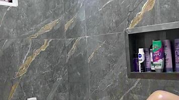 brunette latina babe shakes big ass in steamy new bathtub shower