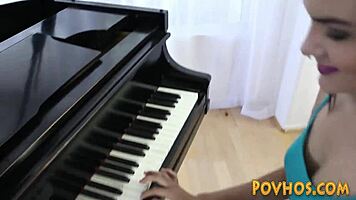 newbie hottie pov blowjob leads to deep plowing action