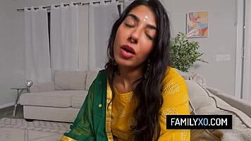 Jasmine Sherni Deepthroats and Fucks Huge Cock Hardcore Indian Style