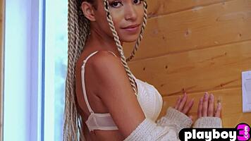 i felt so sexy posing as petite black model in hot stockings