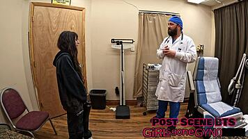 ALICE ROSES FIRST GYN O EXAM SPREADS PUSSY CLOSE-UP