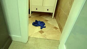 Peeking leads to pounding hot milf neighbor pussy