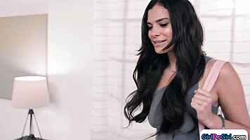 Busty Milf Joins Latina Teen Roommate 3Some Lick Fest