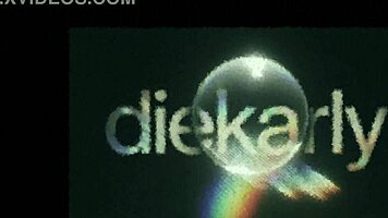 Oily feet tease in extreme closeup action