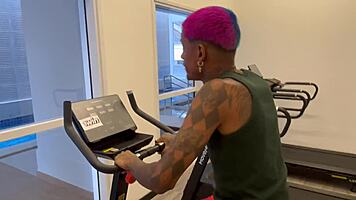 brazilian skinny teen shares gym machine for outdoor doggystyle