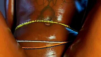 daddy you're making me squirt all over just like that CUM FOR ME SOON