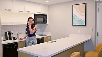 Brazilian milf Florence Vixen craves young cock to explode