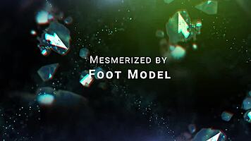 Ashlynn and Nathalia Worship Perky Foot Model Toes in HD Mesmerization