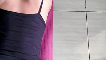 Zumba instructor gives wife-shaking orgasmic creampie thrill