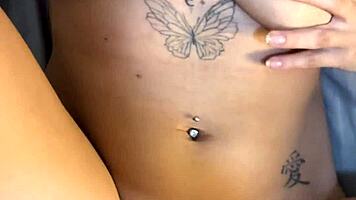 amateur college coed shows huge natural tits