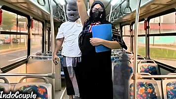 muslim babe from university gets fucked by stranger on bus