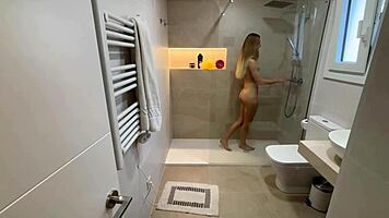 shower time turns wild with skinny teen riding bbc 😍💦