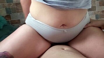 latina milf seduces driver into homemade anal pounding