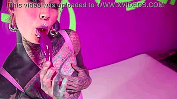 Tattooed goth girl fists her gaping asshole with toys in solo anal masturbation