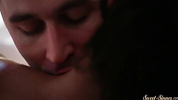 i pound hot ebony babe deep in bathtub