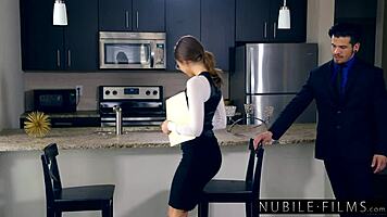 riley reid squirts hard for boss to land the job s27 e14