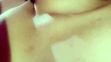 Deepthroat skills mimic wet pussy action
