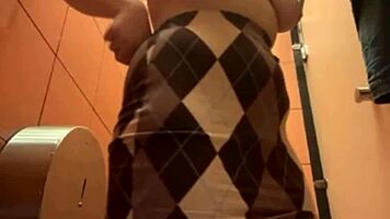 hey check me out extreme public masturbation feels wild