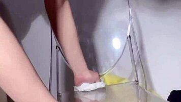 brunette solo play leaves her wet and satisfied