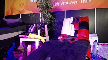 webcam star siswet19 delivers intense liveshow at erotic expo
