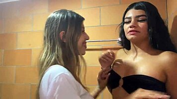 Molly smith convinces horny couple for wet threesome squirting