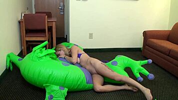 i crave filling this hottest young babe with creampie bliss