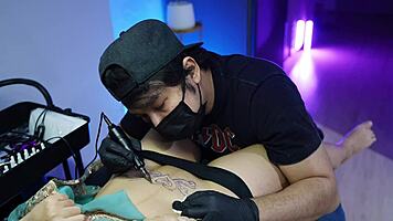 tattoo babe seduced into huge squirting pussy marathon creampie