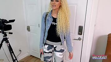 Sassy Tattooed Blonde Coed Gives Eager Rimjob Deep Tongue!
