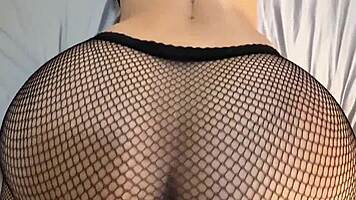 Amateur goth college girl's perfect ass rides cock doggystyle in dorm roommate session