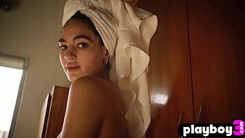 Sarah mollica poses naked exposing all natural petite tits and pussy