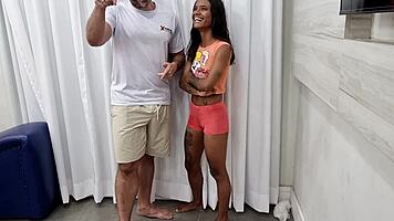 puta caralho essa novinha jasmine santanna quase engravidou na suruba tripla