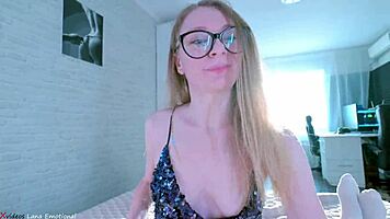 Stepsis catches her stepbro and wants to help him finish