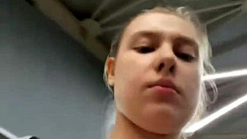 Workout and fucking in gym
