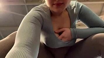 Workout and fucking in gym
