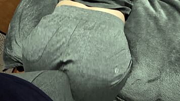 Ass worship ends with cumshot on nina