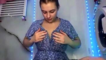 First Time Jucielussie Inserts Plug In Curvy Ass