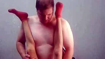 Old man fucks petite teen slut in bed