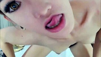 stunning young ts trap jerks big cock