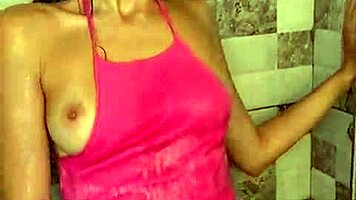 Wet clothed shower leads to deepthroat
