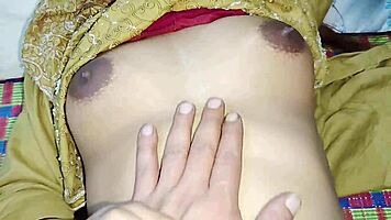 Desi girl gets rough pussy cum
