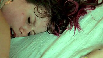 Friends party while roommate fucks pink pussy