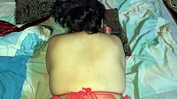 Esposa infiel le pide a su hijastro que se corra dentro de su culo sexo casero real