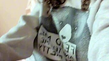 Lesbian facetime mutual masturbation with hitachi vibrator