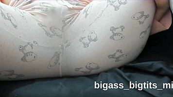 Masturbating In Pajamas With Soft Rubs