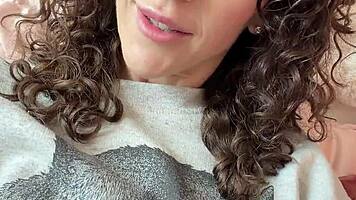 Lesbian facetime mutual masturbation with hitachi vibrator