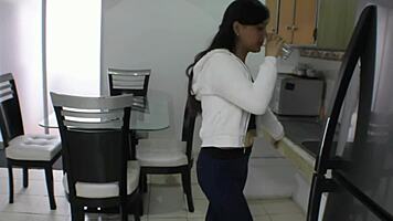 Sexo amateur inolvidable con mi cachonda hijastra