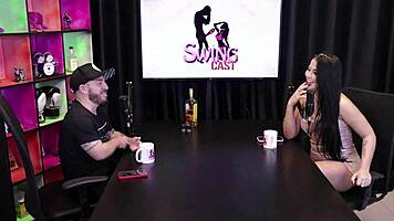 Find out what happened with Pitoco in the chat with Tifany swing cast